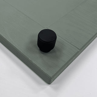Black Knurled Knob